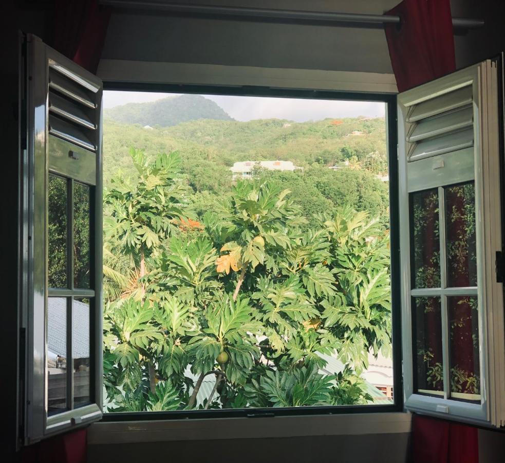 Habitation Baliache - Maison Creole Avec Jardin Privatif, Plage A 200M デエエ エクステリア 写真